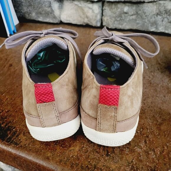 New Fitflop suede lace up sneakers - Picture 2 of 6